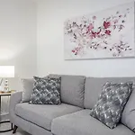 Luxury Gina Lägenhet
