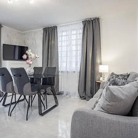Luxury Gina Apartman
