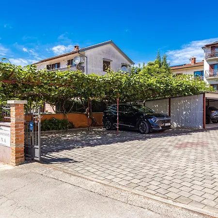 아파트 Luxury Gina 로비니