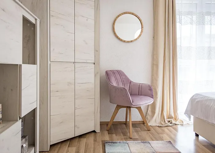 Luxury Gina 아파트