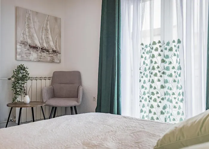 아파트 Luxury Gina