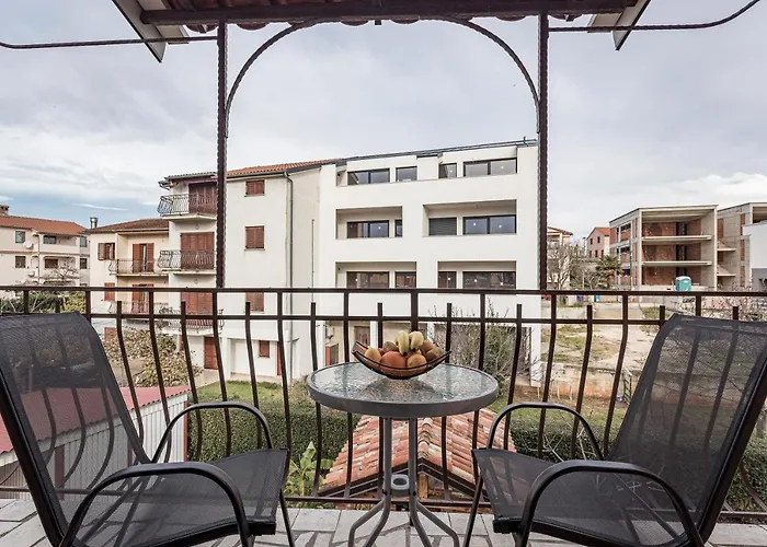 Luxury Gina 아파트 로비니