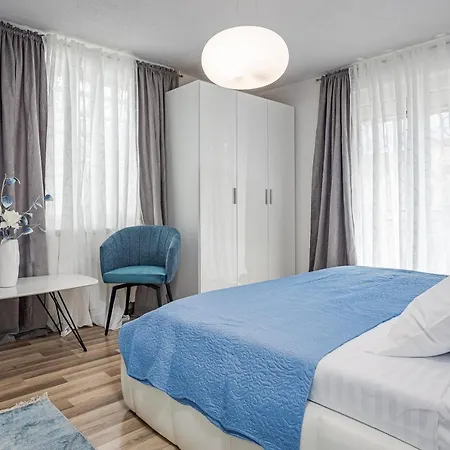 Luxury Gina Apartment